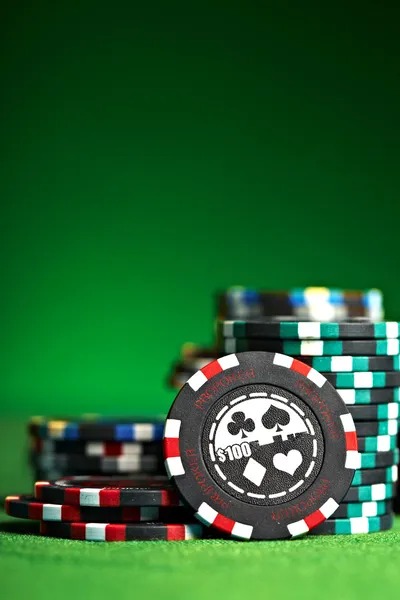 Account balance display on playslot